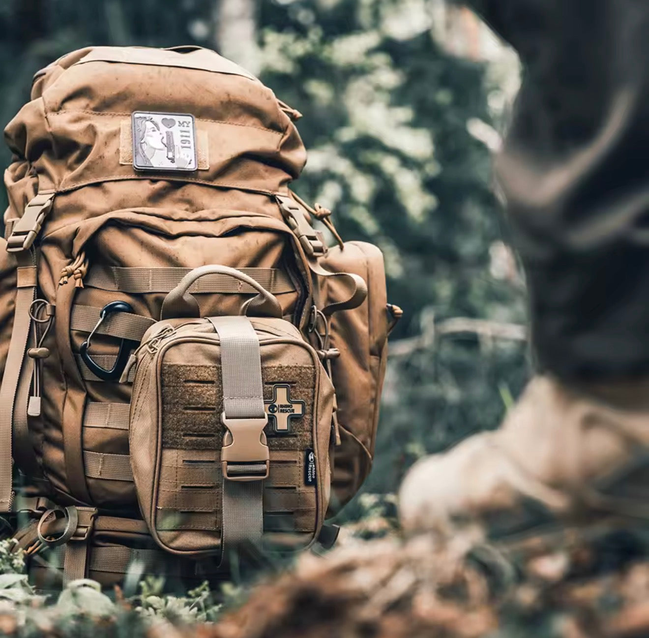 Kit de Primeros Auxilios Táctico de Emergencia – Botiquín de Supervivencia IFAK para Viaje, Coche y Senderismo